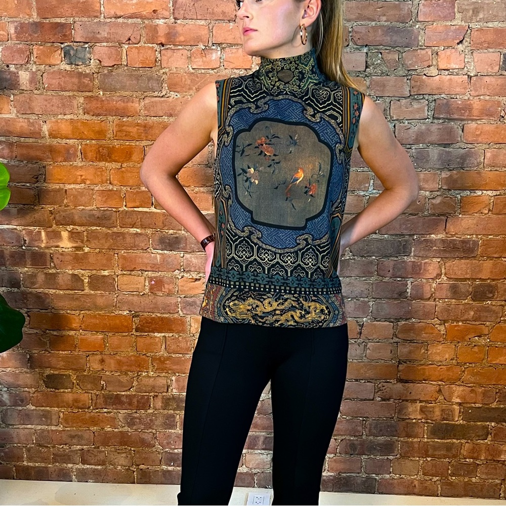 Vivienne Tam Top